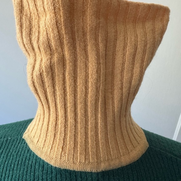 Vintage Eleanor P Brenner Women's Turtleneck Sweater - Picture 4 of 8